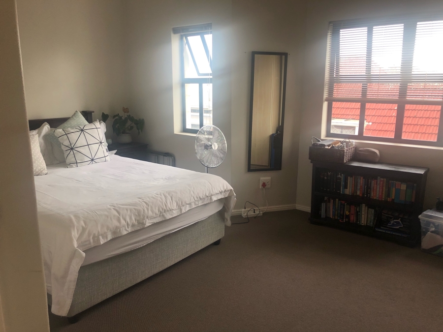 To Let 1 Bedroom Property for Rent in Woodstock Western Cape